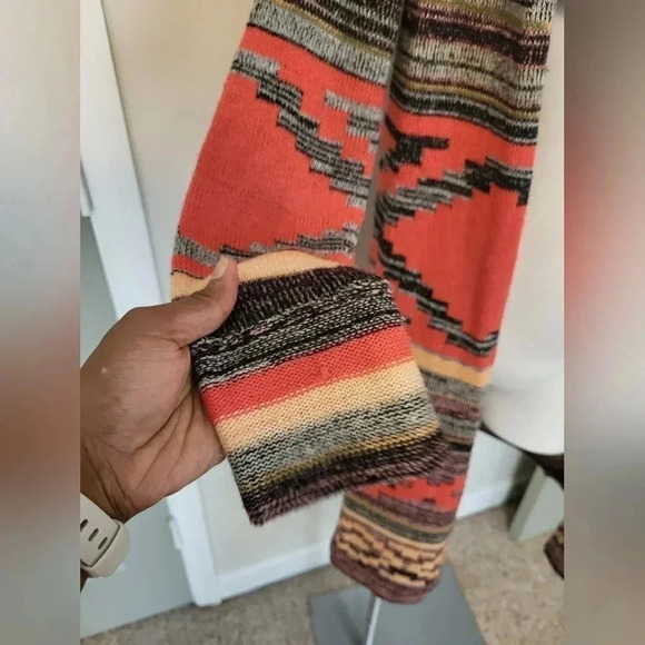 Altar’d State Cotton Blend Open Front Hooded Aztec Cardigan(M) - Picture 5 of 8